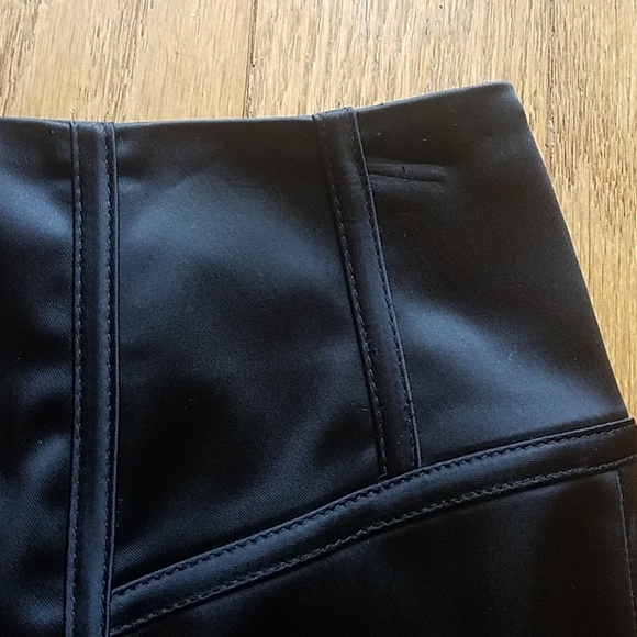 White House Black Market Skirt - Picture 2 of 3